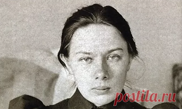 «Неподобающее поведение Крупской»: с кем был роман у жены Ленина | Pinreg.Ru