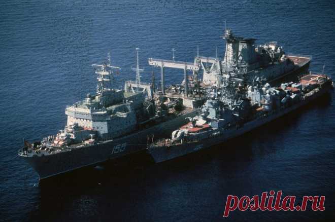 Корабль комплексного снабжения «Березина» - склад в океане | Военное оружие и армии Мира