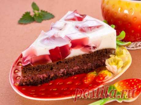 Шоколадный торт с молочно-клубничным желе от Анастасии Скрипкиной