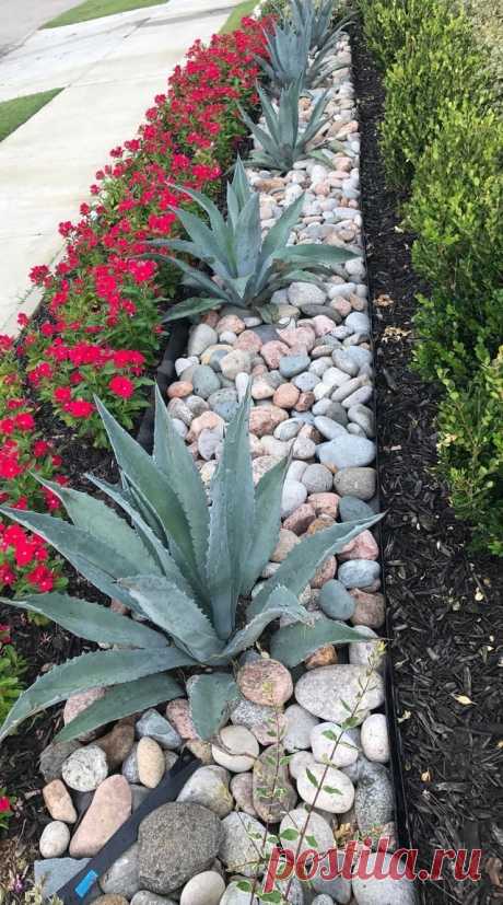 Get our best landscaping ideas for your backyard and front yard, including landscaping design, garden ideas, flowers, and garden design.... #landscaping #backyard #frontyard