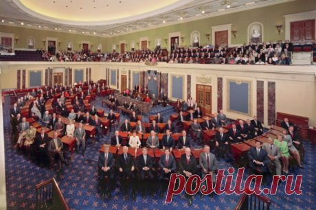Сенат США проведет голосование по законопроекту о помощи Украине 23 апреля. Сенаторы также проголосуют по вопросам конфискации активов РФ.