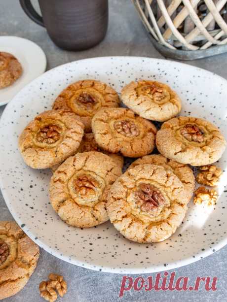 Печенье "Крепкий орешек" на Вкусном Блоге Печенье "Крепкий орешек" - вкусные проверенные рецепты, подбор рецептов по продуктам, консультации шеф-повара, пошаговые фото, списки покупок на VkusnyBlog.Com