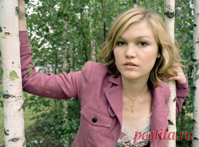 Джулия Стайлз (Julia Stiles) в фотосессии Офелии Уинн (Ophelia Wynne) для журнала Time Out London (июль 2004)