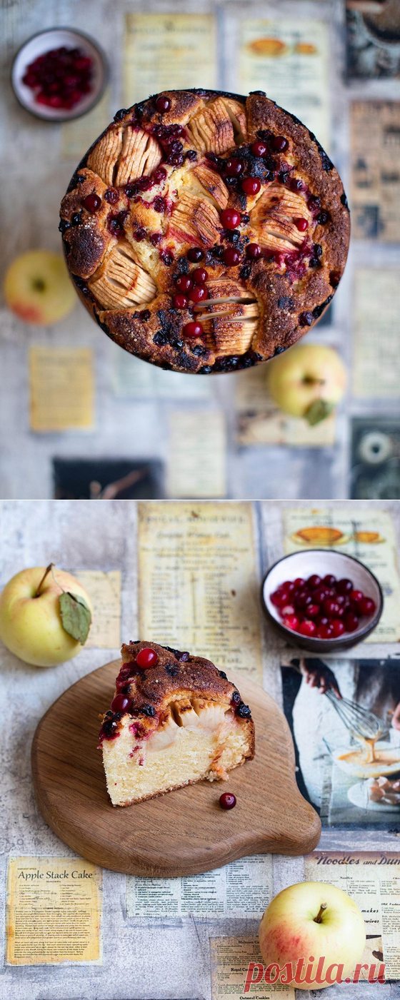 Бретонский масляный пирог с яблоками и клюквой