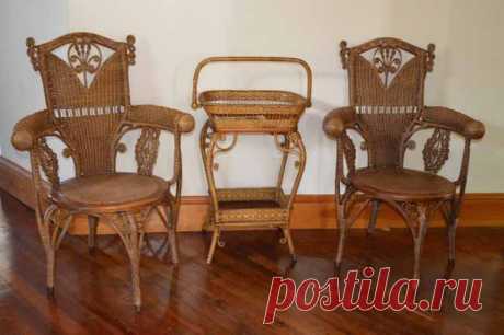 Pair of Victorian Wicker Corner Chairs &amp; Sewing Stand : Lot 150