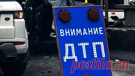 В Тольятти четыре человека пострадали в ДТП с участием 11 машин. В Тольятти на дороге произошло массовое ДТП с участием 11 машин. Об этом сообщает РИА Новости со ссылкой на управление МВД по Самарской области. Инцидент произошел на Обводном шоссе. Информация о деталях произошедшего отсутствует. Во ...