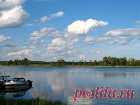 Озеро Селигер. Пристань у Сокола / Seliger_Aug_2008_02.jpg (Изображение JPEG, 2048 × 1536 пикселов)