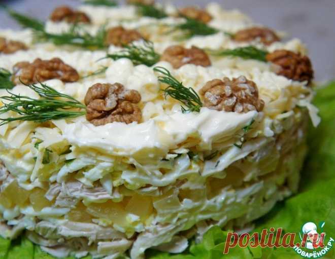 Слоёный салат из курицы с ананасами – кулинарный рецепт