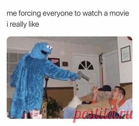 Me Forcing Everyone To Watch A Movie I Really Like | Gag Bee

#funny #memes #comics #humor #movie #gagbee #girls #boys