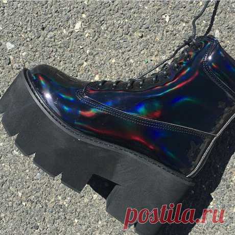 @gothicdreamers в Instagram: «✖✖✖✖ by:@kokopie_shop #black #boots #shoes #clothes #outfit #mode #plataform #aesthetics #aesthetic #instagoth #goth #gothic #gothgirl…» 939 отметок «Нравится», 3 комментариев — @gothicdreamers в Instagram: «✖✖✖✖ by:@kokopie_shop #black #boots #shoes #clothes #outfit #mode #plataform #aesthetics #aesthetic…»