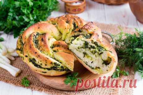 ​Хлеб-плетёнка с сыром и зеленью