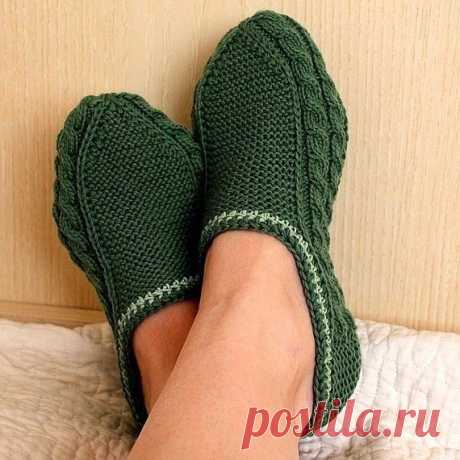 Носочки-тапочки с косичками