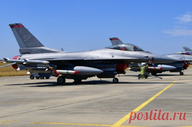 Эксперт Латтр: пилотами F-16 на Украине станут наёмники из американской ЧВК. Кроме того, истребителями будут управлять пилоты из Канады.