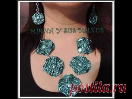 Collar reciclando plastico..... Recycling plastic neckleace