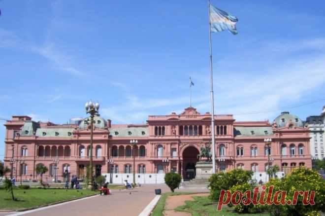 Глава МИД Аргентины: отказ от вступления в БРИКС был отчасти идеологическим. Страна собирается сосредоточиться на решении своих экономических проблем.
