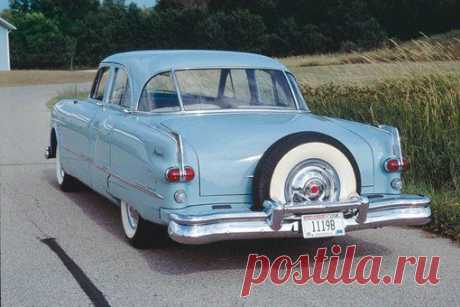 Packard Cavalier 1953года.Колесо сзади не запаска,а для парковки...во как)))))