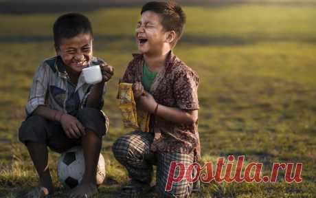 Как выглядят счастливые дети со всего света (фото) - Дети Mail.ru