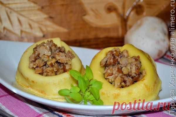 Блюдо из блинов — корзинки с орехово-грибной начинкой