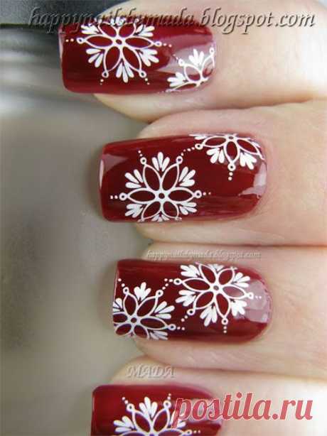 Amazing Collection Of Christmas Nail Art Designs Ideas 2013 2014 4 Amazing Collection Of Christmas Nail Art Designs  Ideas 2013/ 2014- I want this with ice blue instead of red!