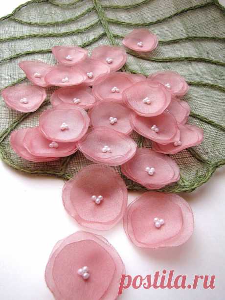 Organza fabric handmade sew on flower appliques, floral supplies, bridal crafts, floral embellishments (15pcs)- SHIMMERY DUSTY ROSE Handmade organza flowers- sew on appliques    Diameter- approximately 2 inches (±0.25)(5cm ±0.6);    Materials used- shimmery organza fabric, faux pearl beads;    Colors- dusty rose pink, white beads;    Quantity- 15pcs;    These flowers can be used for various sewing, embellishing, decorating projects  - hair accessories (bobby pins, headband...