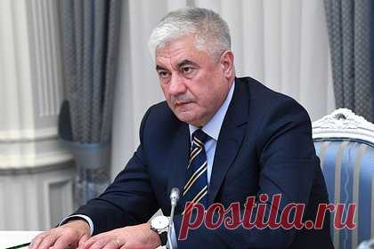 Глава МВД обратился к Володину из-за рейдов депутатов по наливайкам. Глава МВД Владимир Колокольцев написал письмо председателю Госдумы Вячеславу Володину из-за того, что некоторые депутаты устраивают рейды по так называемым наливайкам и привлекают к этому СМИ, из-за чего может сложиться впечатление, что полиция бездействует.