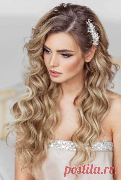Amazingly Pretty Bridal Hairstyle Inspirations