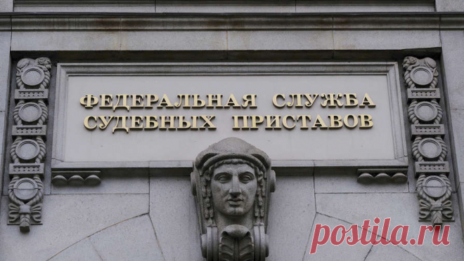 В Братске судебный пристав спасла ребенка от похищения. Судебный пристав из Братска получила медаль Следственного комитета РФ "За доблесть и отвагу", награду женщине вручили за спасение ребенка от похищения и изнасилования. Об этом сообщает УФССП Иркутской области. Инцидент ...