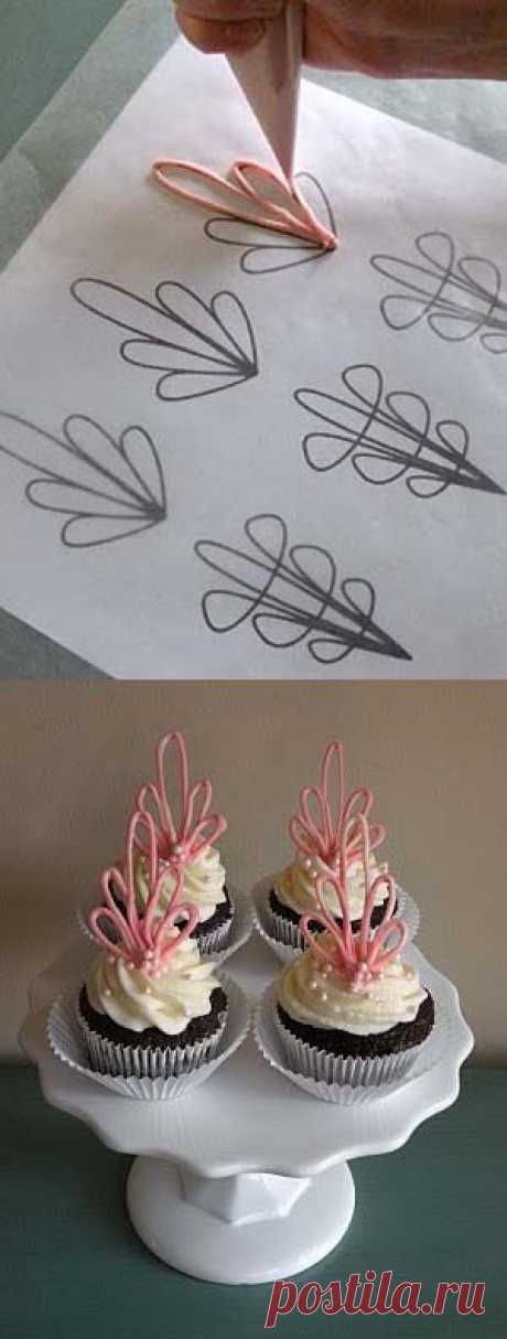 DIY Cupcake Toppers из шоколада