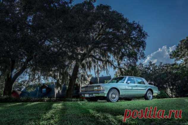 Cadillac Seville — автомобиль подаренный Элвисом Пресли (11 фото) . Тут забавно !!!