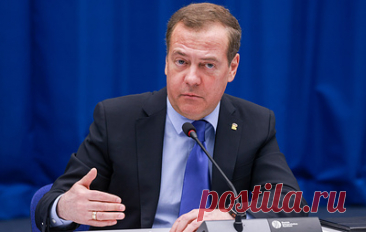 Медведев считает, что капитулировать может любой глава Украины, хоть &quot;свинья в ермолке&quot;. Как подчеркнул замглавы СБ РФ, &quot;у преступного режима нет и не может быть правомочного правителя&quot;