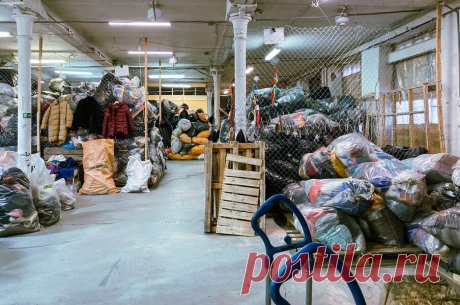 В России хотят запретить выбрасывать одежду. Это хорошо или плохо? | Экологическое движение «РазДельный Сбор» | Дзен