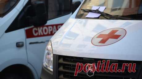 В Дагестане автомобиль с людьми попал под камнепад, есть погибший