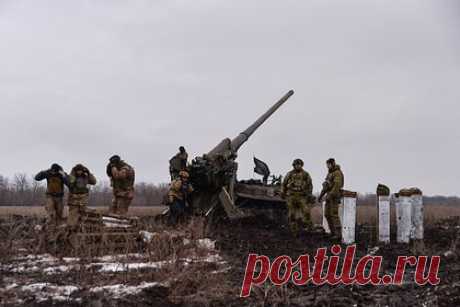 Боец «Вагнера» рассказал об использовании ВСУ почти бесшумных польских минометов. Боец группы «Вагнер» рассказал корреспонденту RT о том, что Вооруженные силы Украины (ВСУ) используют почти бесшумные польские минометы в Артемовске (украинское название — Бахмут). По словам военнослужащего, 60-миллиметровое оружие практически не слышно, особенно в процессе боя.