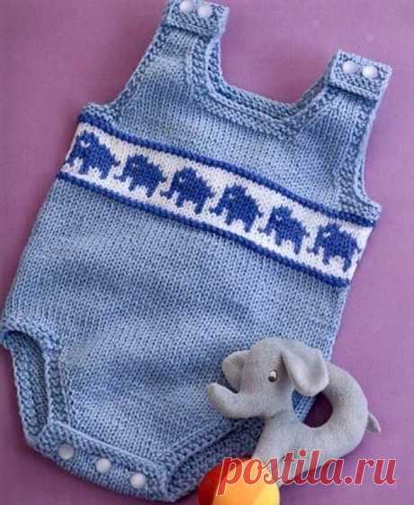 Детский комбинезон (боди) со слониками.
Размеры: 3 (6) месяцев. Мерки - Обхват груди: 45,5 (53,5) см. Длина: 38 (41) см.