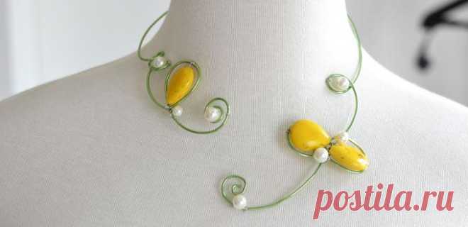 Easy Wire Wrapped Necklace Making Tutorial for Green Hands - Pandahall.com