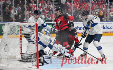 Сборная Канады победила Финляндию на ЧМ по хоккею, уступая 0:2. Встреча завершилась со счетом 5:3. Победную шайбу забросил форвард «Тампы» Брэндон Хэйгел