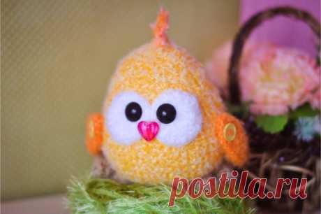 Adorable Handmade Crochet Bird A Colorful Amigurumi Project