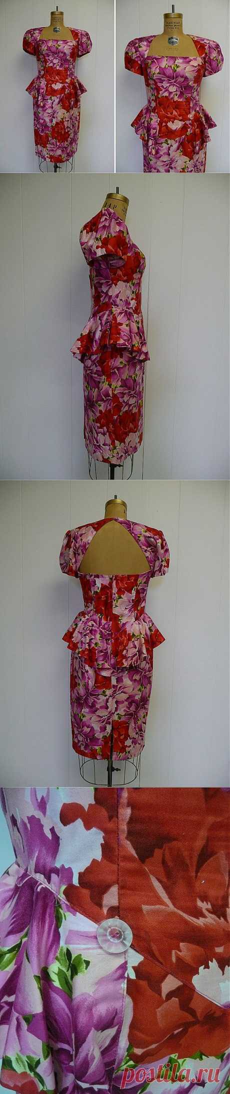 1980s Floral Peplum Dress 80s Bombshell от CreatedAndCollected