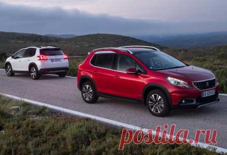 Peugeot 2008 2017 – обновленный паркетник добрался до России Новые автомобили Пежо 2017-2018 года в России пополнились обновленным паркетником Peugeot 2008. В обзоре рестайлинг версии Пежо 2008 2017-2018 - фото, цена и комплектации, технические характеристики с...