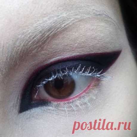 Marketa Vesela в Instagram: «White vs. Black  Products used: @mudcosmetics x @nyxcosmetics_czsk x @katvondbeauty x @toofaced . . #makeup #mua #makeupartist #eyeliner…» 97 отметок «Нравится», 5 комментариев — Marketa Vesela (@marketaveselamua) в Instagram: «White vs. Black  Products used: @mudcosmetics x @nyxcosmetics_czsk x @katvondbeauty x @toofaced . .…»