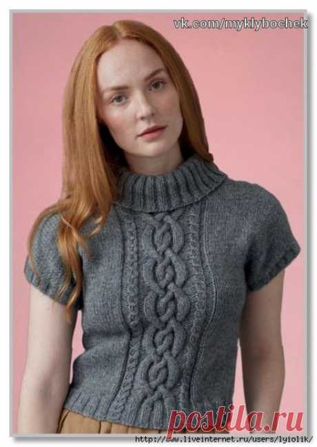 Пуловер с маленькими цельновязанными рукавами спицами
#вязание #спицами