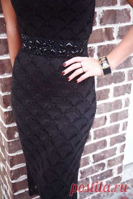 Маленькое черное платье со схемой