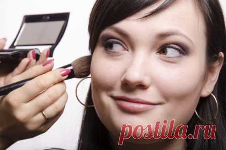 Kaip tepti kosmetikos priemones, kad atrodytum nepriekaištingai | Cosmopolitan