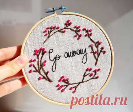 Floral embroidery hoop art Hand embroidered flower Tumblr aesthetic room decor Dorm wall hanging Go away gift for co worker Size wood hoop 13 cm ( 5.1 inches) Embroidery stitched on 100% cotton. Embroidery thread on 100% cotton. Embroidery pack in wood hoop If you want a different text, let me know Please leave the text in the Note to the seller section at the checkout)  Let this embroidery art bring