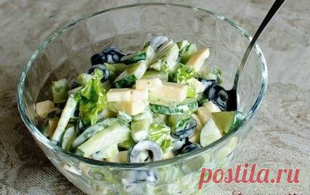 Как приготовить огуречный салат с маслинами и сыром - рецепт, ингридиенты и фотографии