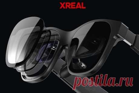 В Китае представили дешевую альтернативу Apple Vision Pro. Китайская компания Xreal представила новые очки дополненной реальности (AR). Выпущенное устройство имеет форм-фактор обычных очков. Девайс получил линзы-экраны и две установленные в дужку камеры, которые позволяют записывать пространственное видео. Аппарат оценили в 700 долларов, или около 63 тысяч рублей.