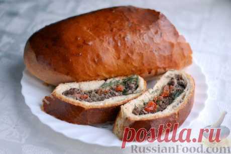 Рецепт: Пирог с мясом, помидорами и сыром (из дрожжевого теста) на RussianFood.com