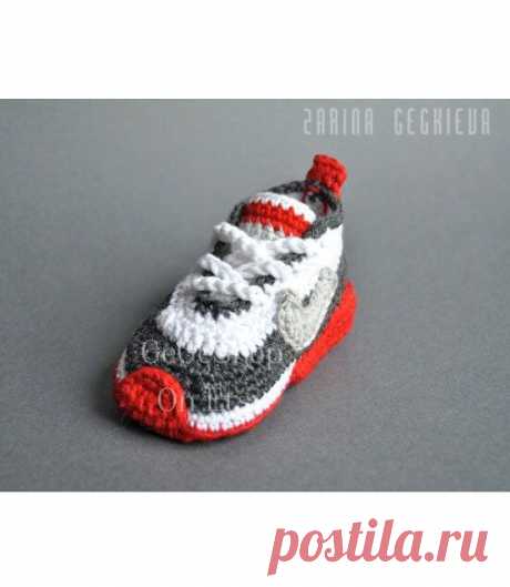 Crochet baby sneakers - crochet shoes -baby Nike - unique gift -baby shower…