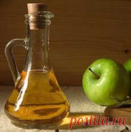 Как принимать яблочный уксус для лечения | vita-jizn.net
Как принимать яблочный уксус при болезнях ЖКТ, простуде и проблемах с сосудами. Узнайте 16 простых и доступных народных рецептов, как принимать яблочный уксус