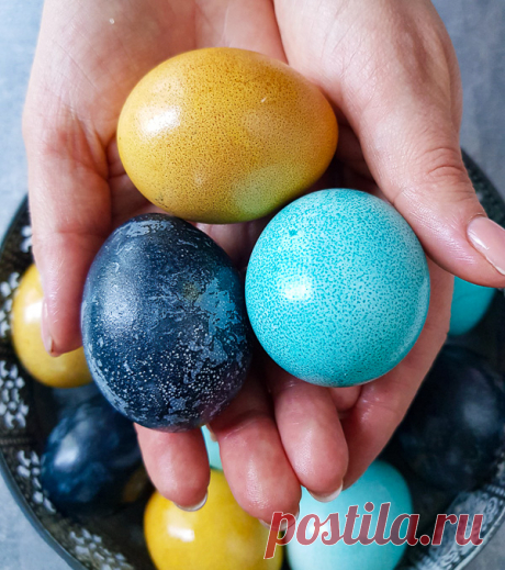 Красим яйца без химии. Каркаде, красная капуста и куркума - Вкусный Блог